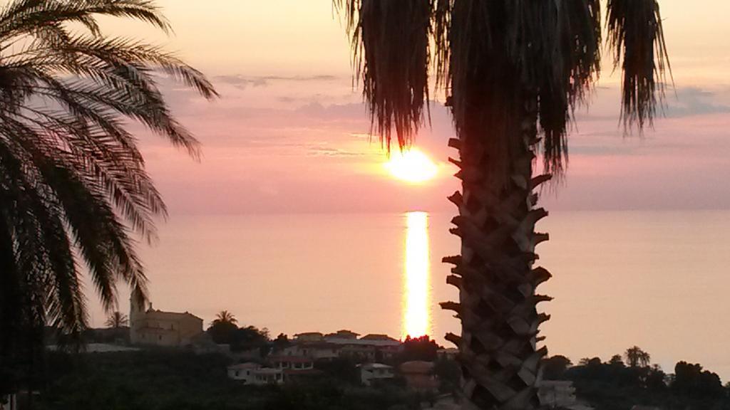 Hotel Orizzonte Blu Tropea Buitenkant foto